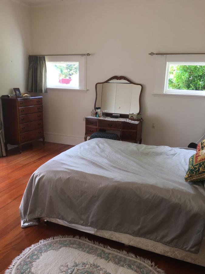 School Lane B&B Wr. 황거레이 외부 사진