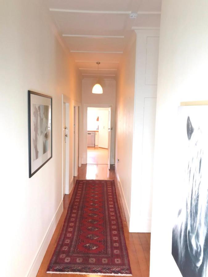 School Lane B&B Wr. 황거레이 외부 사진
