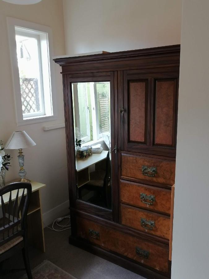 School Lane B&B Wr. 황거레이 외부 사진