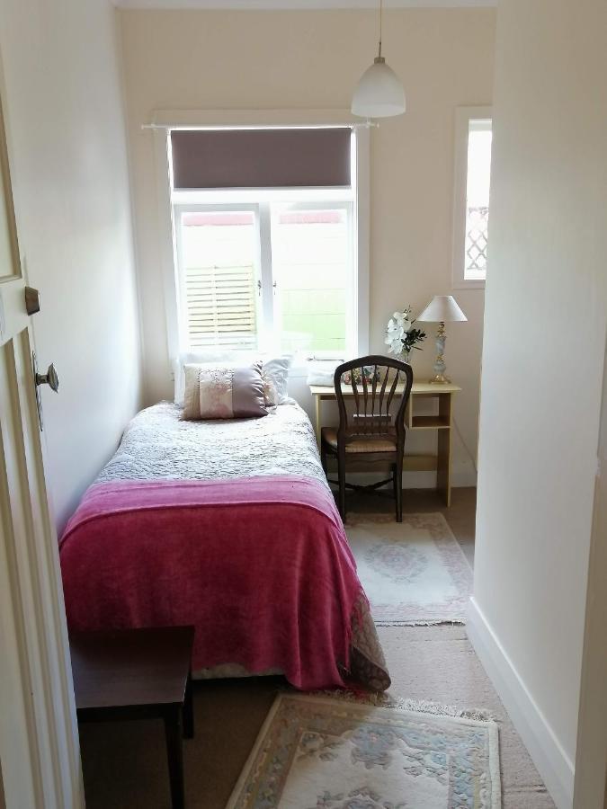 School Lane B&B Wr. 황거레이 외부 사진